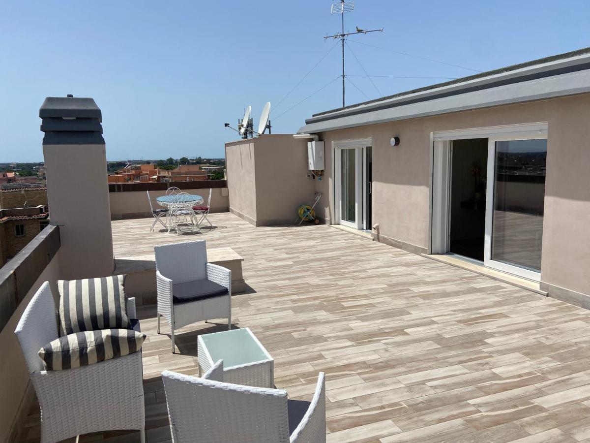 Ferienwohnung Attico Panoramico Luxury Roma Exterior foto