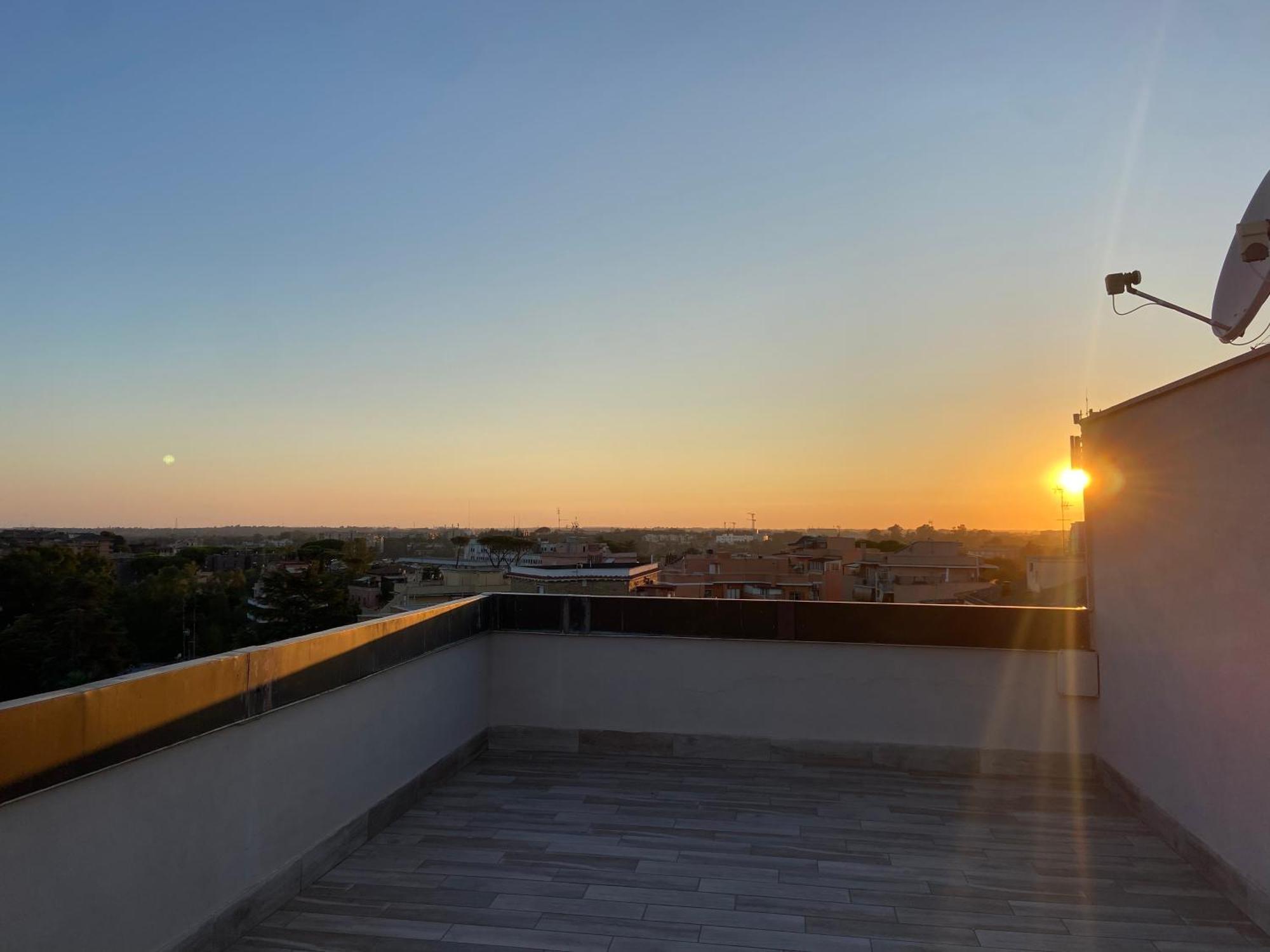 Ferienwohnung Attico Panoramico Luxury Roma Exterior foto